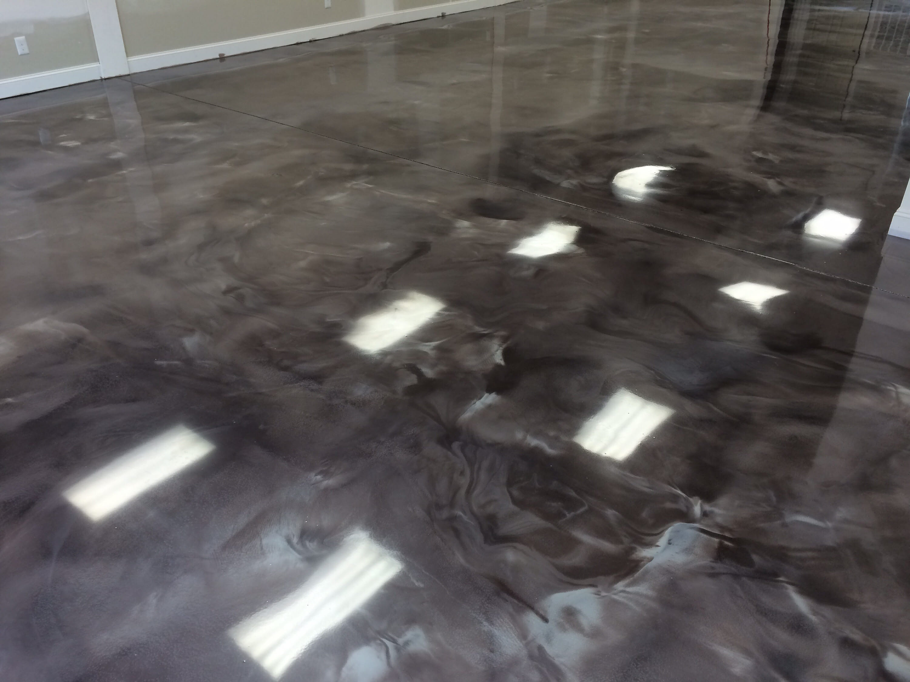 Garage epoxy with heavy flake broadcast and cured finish